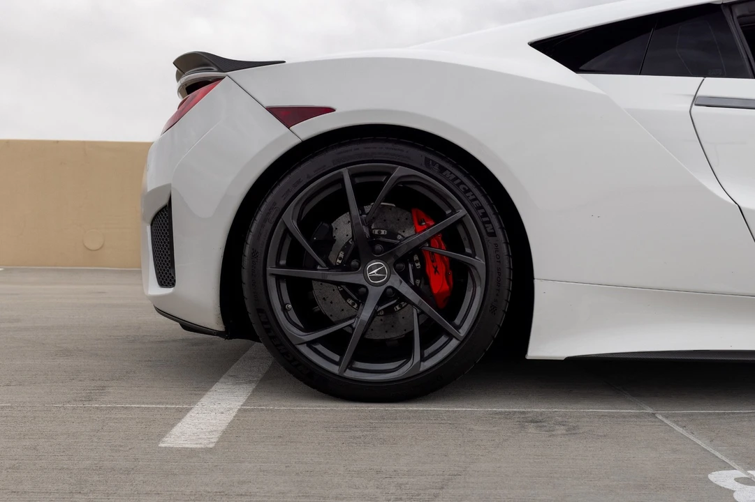 2017 Acura NC1 NSX - Image 30 of 31