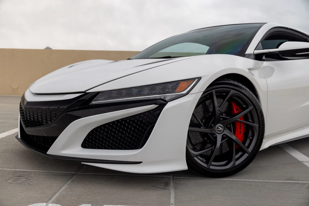 2017 Acura NC1 NSX - Image 16 of 31