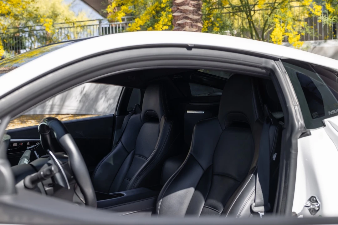 2017 Acura NC1 NSX - Image 15 of 21