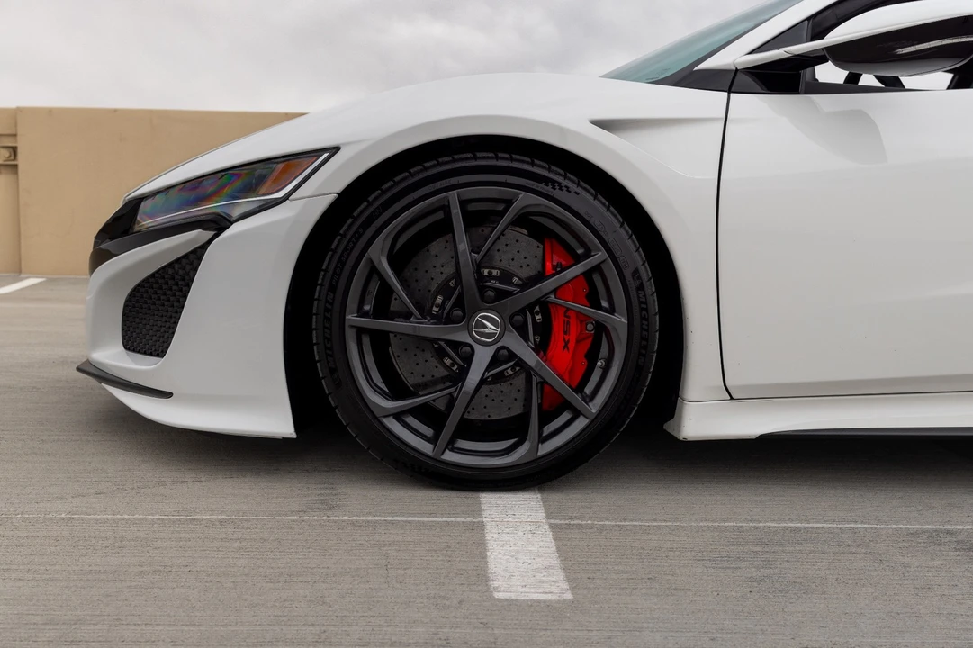 2017 Acura NC1 NSX - Image 27 of 31