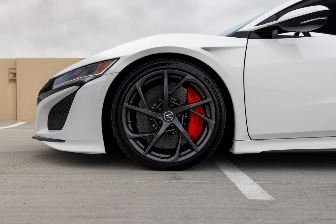 2017 Acura NC1 NSX - Image 13 of 31