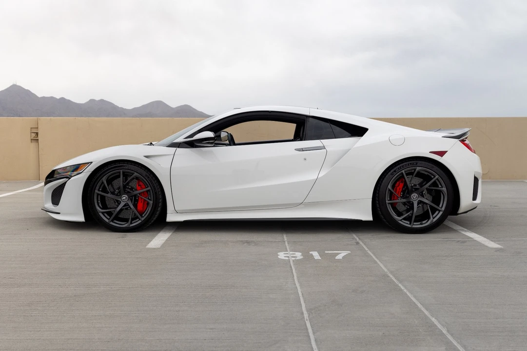 2017 Acura NC1 NSX - Image 4 of 31