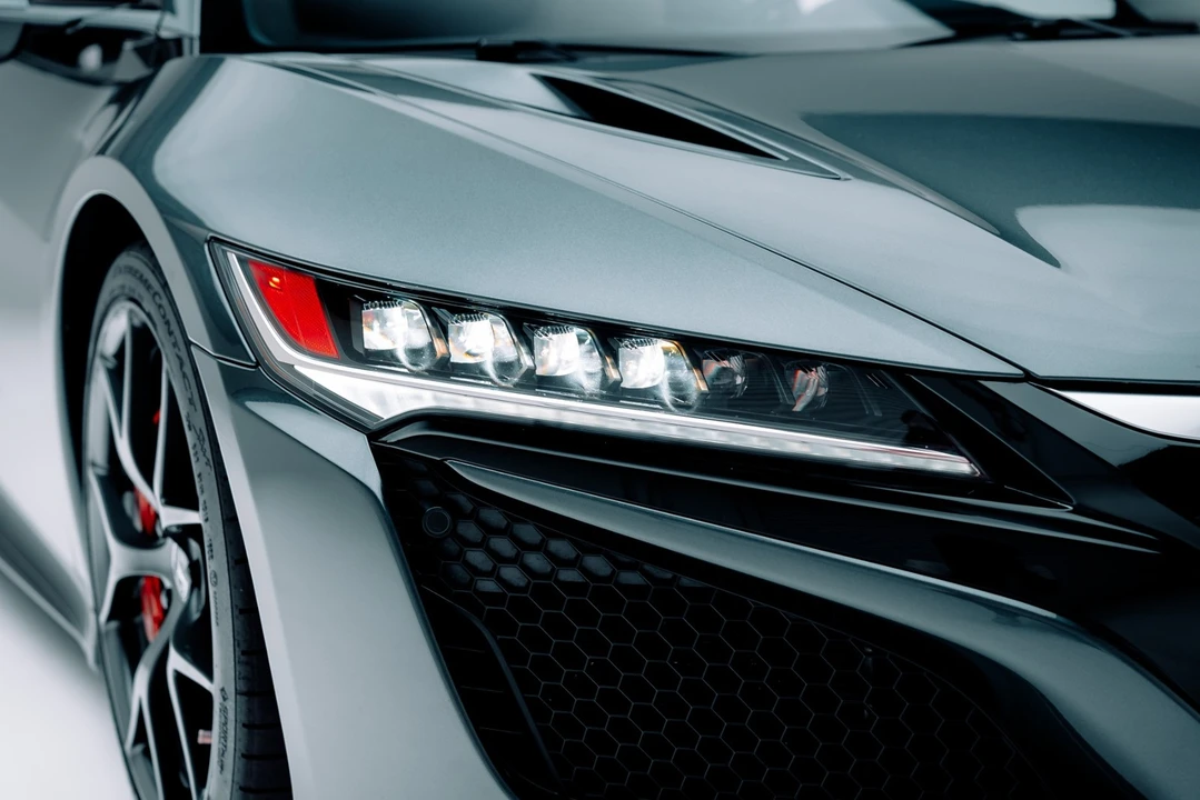 2017 Acura NC1 NSX - Image 9 of 21