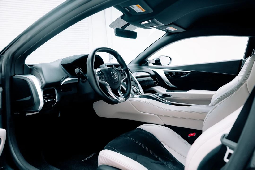 2017 Acura NC1 NSX - Image 2 of 21