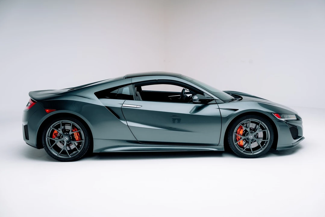 2017 Acura NC1 NSX - Image 17 of 21