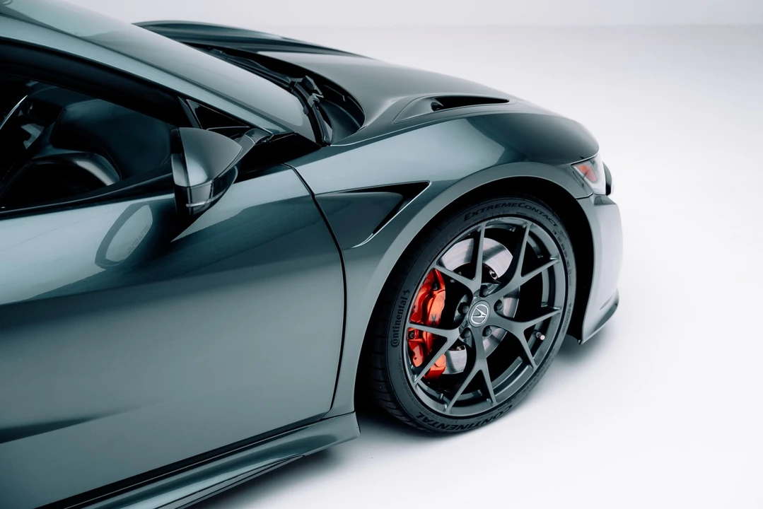 2017 Acura NC1 NSX - Image 20 of 21