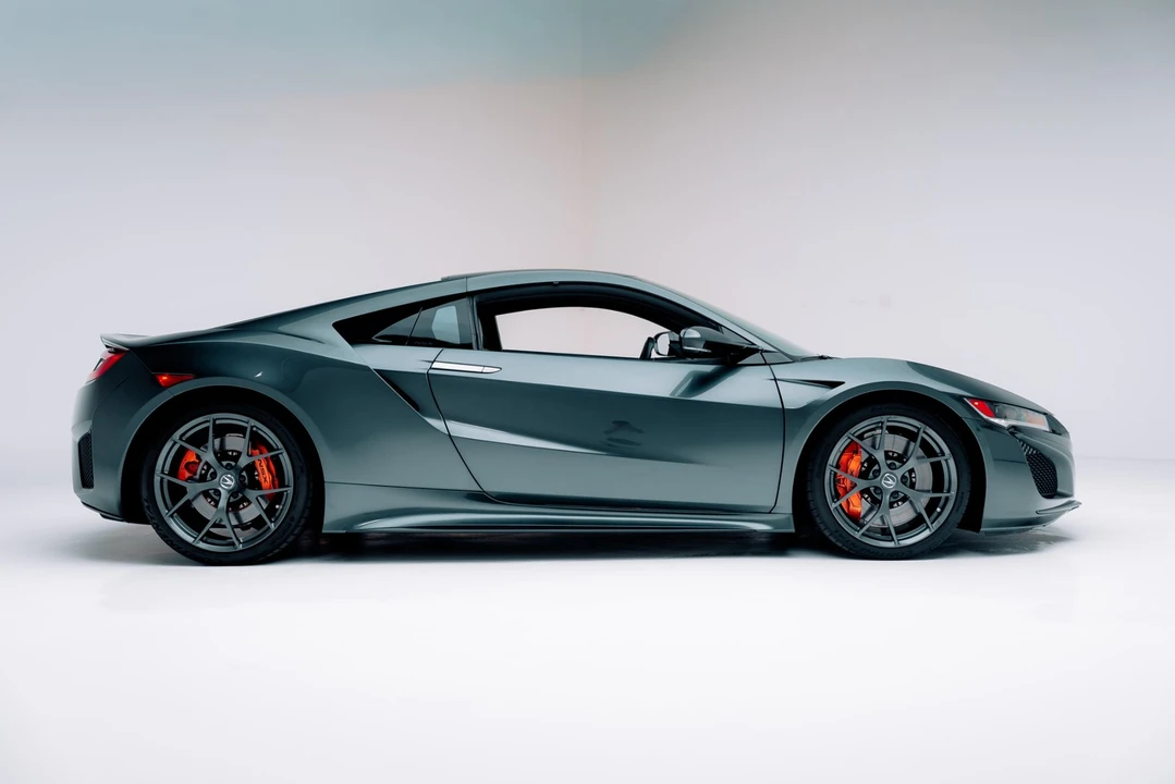 2017 Acura NC1 NSX - Image 16 of 21