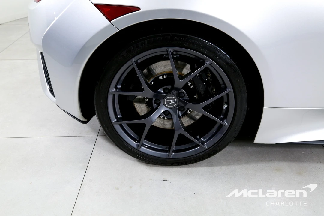 2017 Acura NC1 NSX - Image 25 of 30