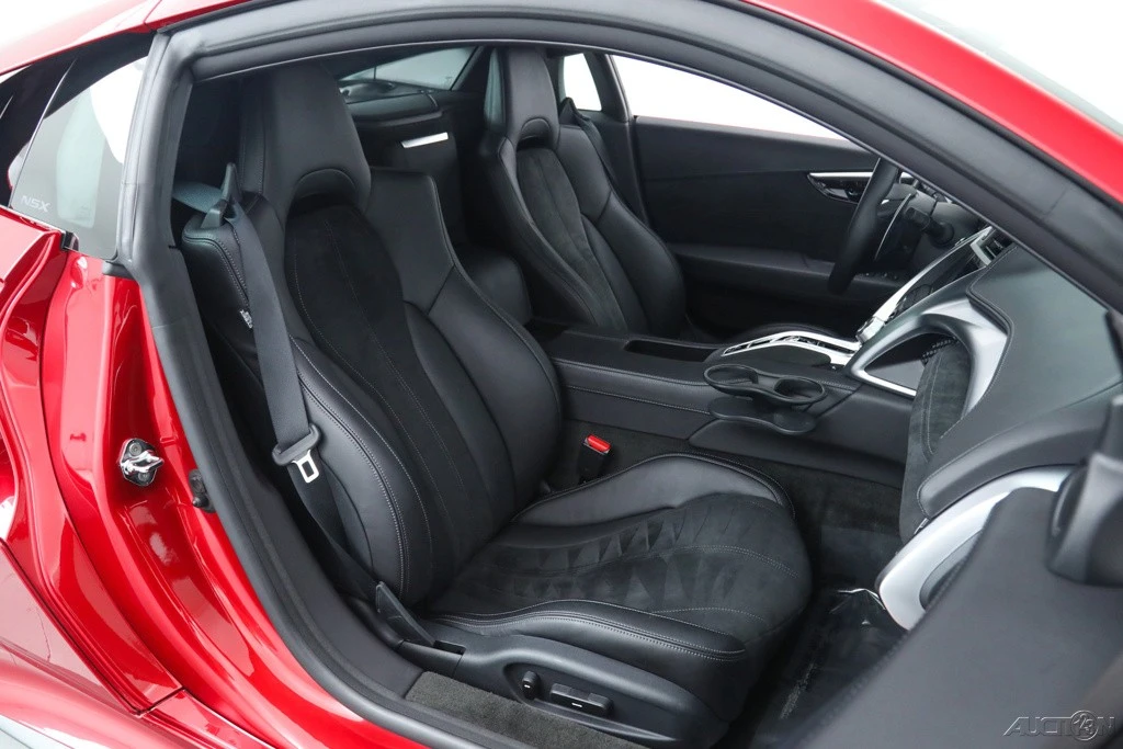 2017 Acura NC1 NSX - Image 15 of 21