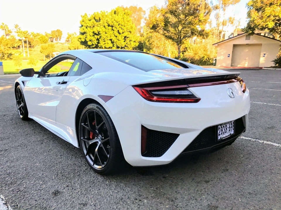 2017 Acura NC1 NSX - Image 4 of 17