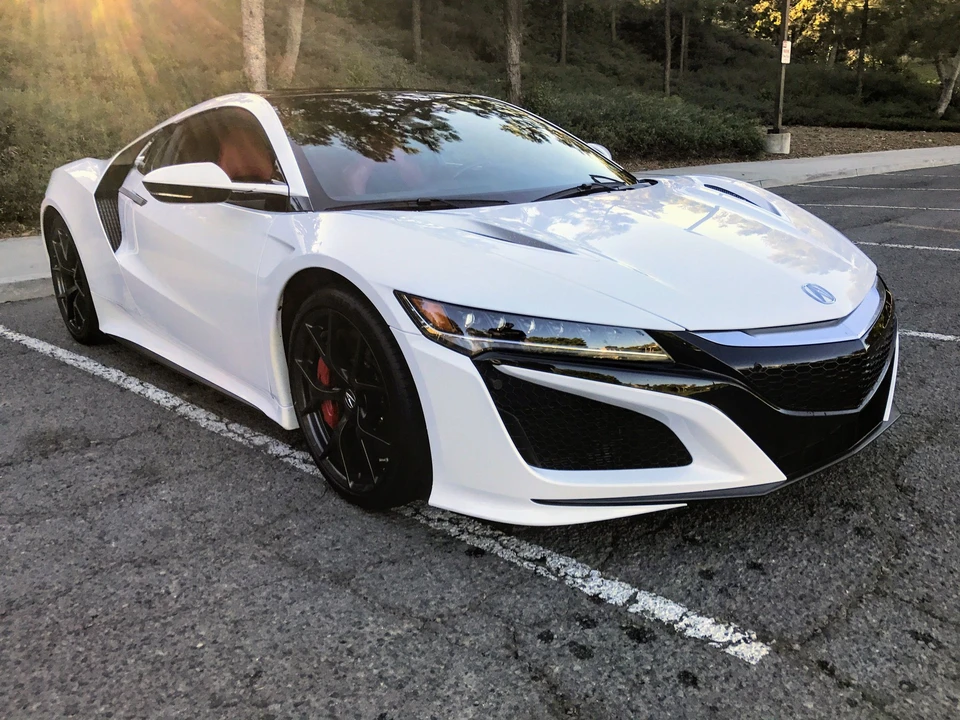 2017 Acura NC1 NSX - Image 7 of 17