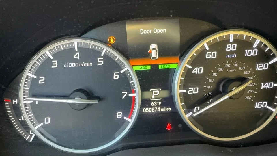 2017 Acura RDX 2nd Gen - Image 11 of 16