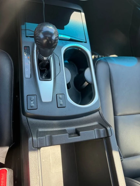 2017 Acura RDX 2nd Gen - Image 15 of 18