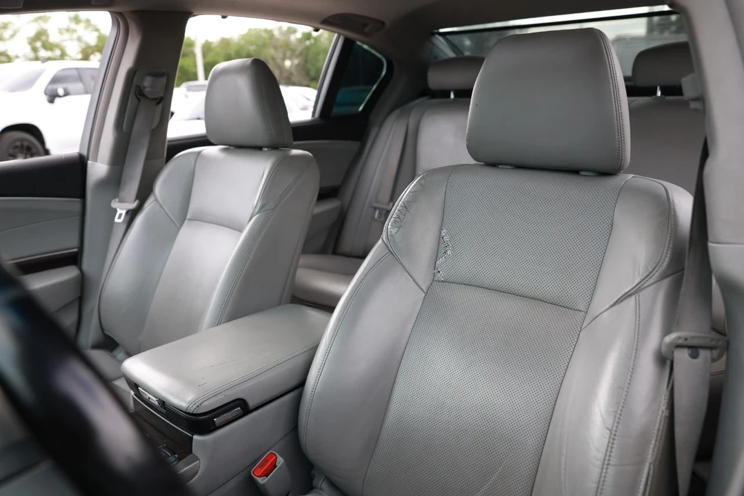 2017 Acura RLX - Image 6 of 21