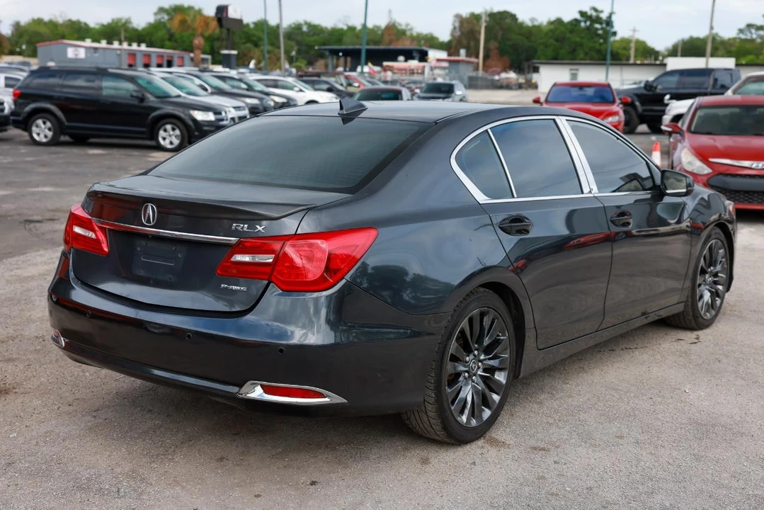 2017 Acura RLX - Image 11 of 21