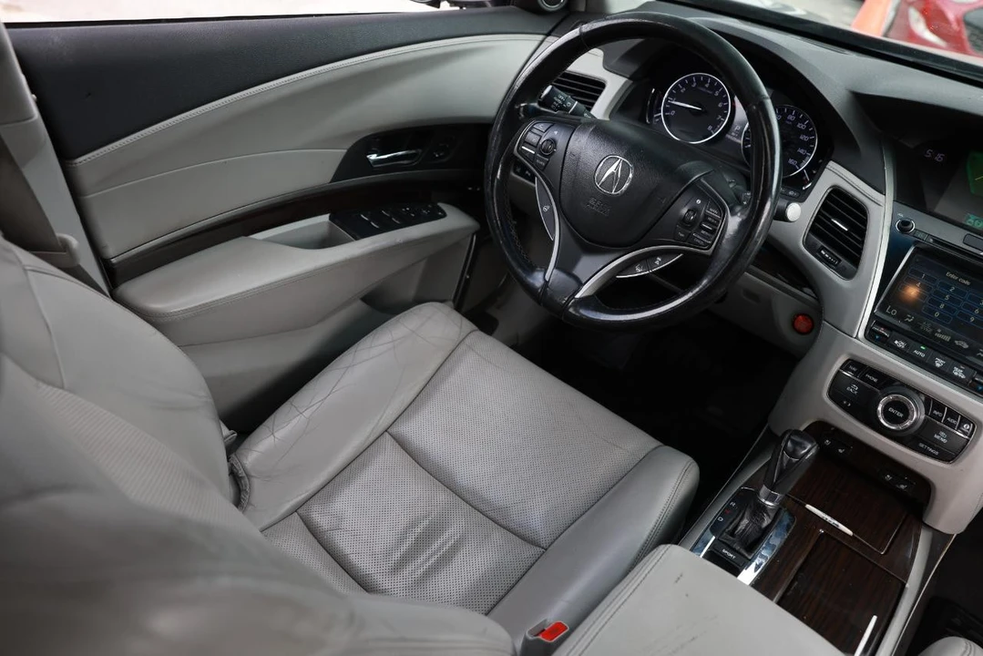 2017 Acura RLX - Image 20 of 21