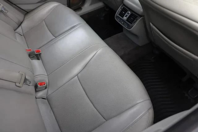 2017 Acura RLX - Image 12 of 19