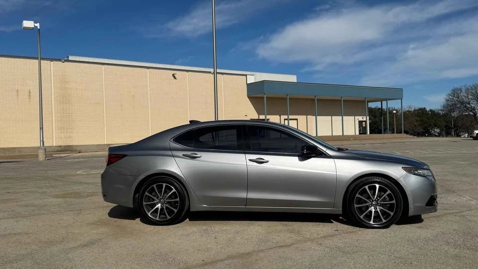 2017 Acura TL - Image 8 of 8