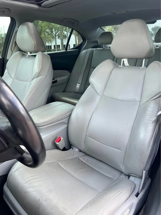 2017 Acura TLX 1st Gen - Image 12 of 15