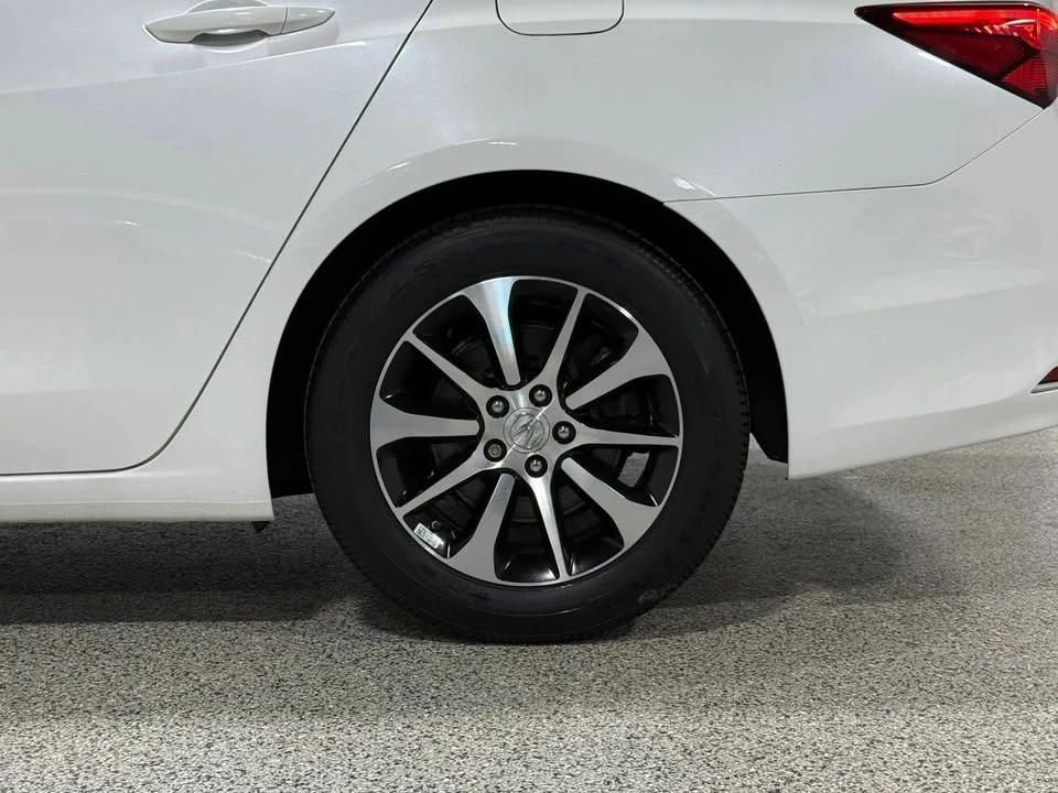 2017 Acura TLX 1st Gen - Image 17 of 18