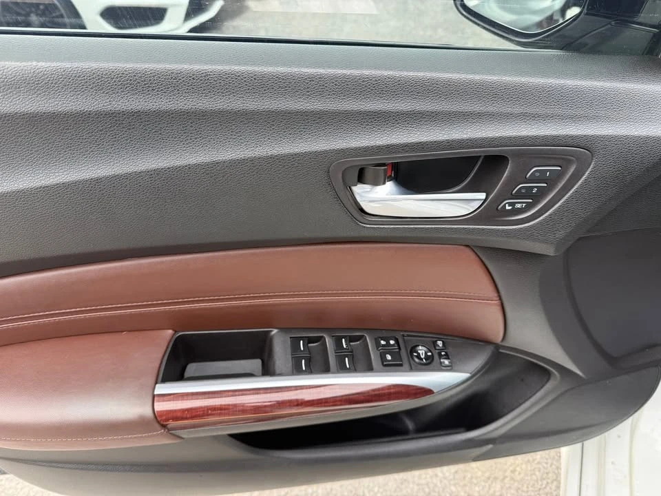2017 Acura TLX 1st Gen - Image 8 of 20