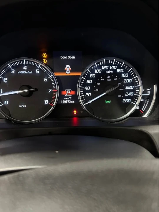 2017 Acura TLX 1st Gen - Image 10 of 11