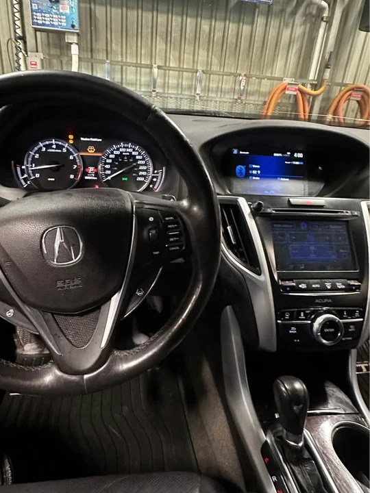 2017 Acura TLX 1st Gen - Image 9 of 11