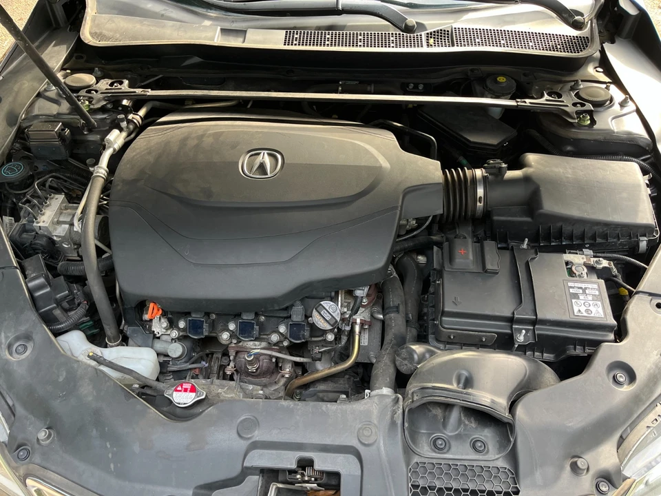 2017 Acura TLX 1st Gen - Image 19 of 20