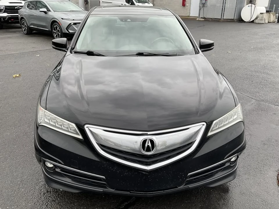 2017 Acura TLX 1st Gen - Image 2 of 10