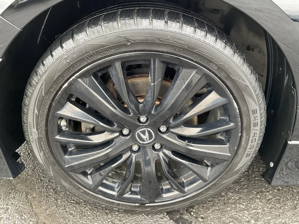 2017 Acura TLX 1st Gen - Image 9 of 10