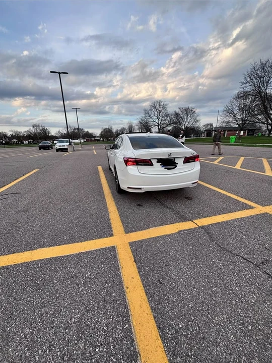2017 Acura TLX 1st Gen - Image 4 of 11