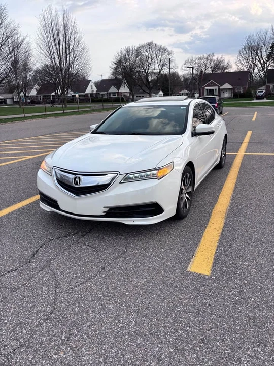 2017 Acura TLX 1st Gen - Image 2 of 11