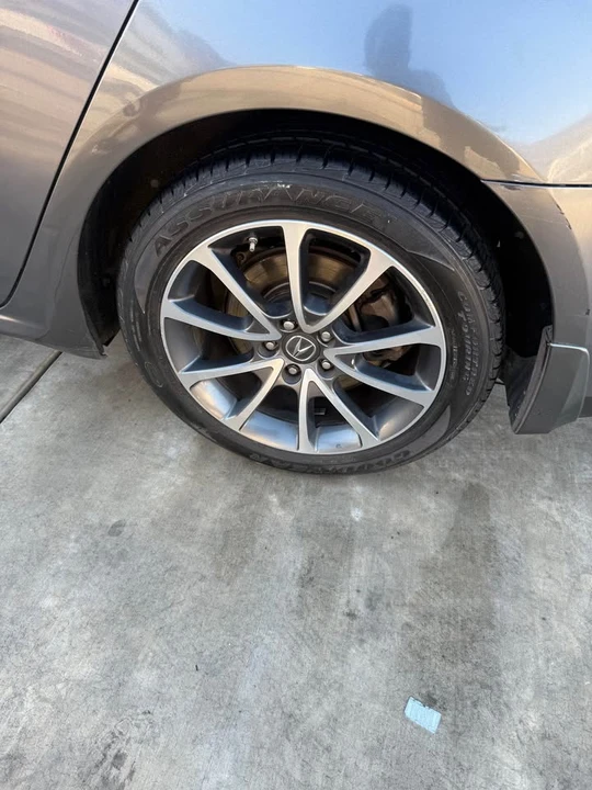 2017 Acura TLX 1st Gen - Image 5 of 12