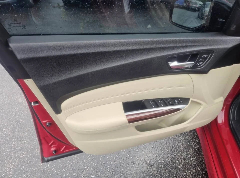 2017 Acura TLX 1st Gen - Image 10 of 19