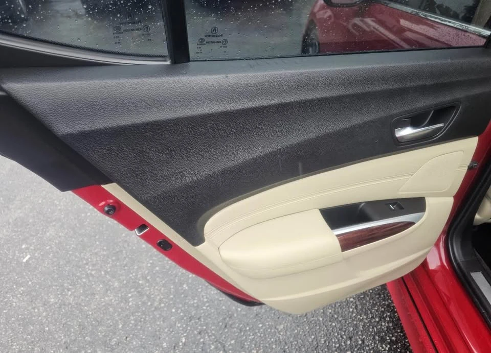 2017 Acura TLX 1st Gen - Image 12 of 19