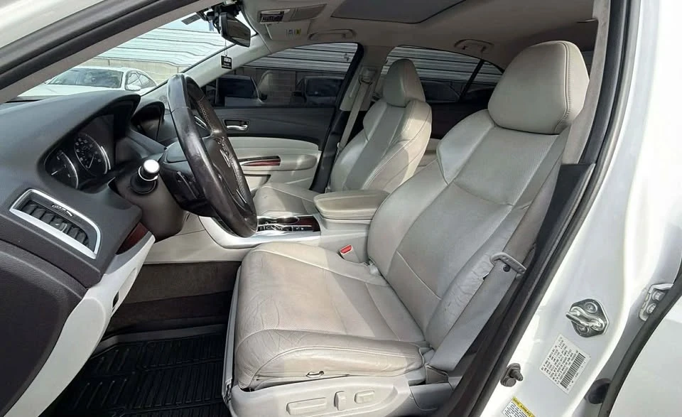 2017 Acura TLX 1st Gen - Image 9 of 11