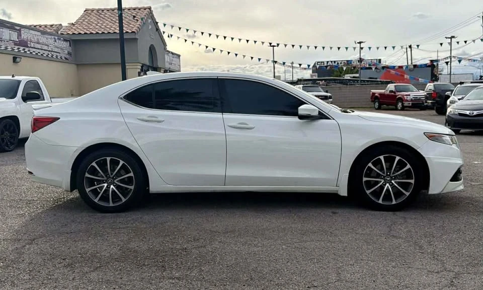 2017 Acura TLX 1st Gen - Image 8 of 11