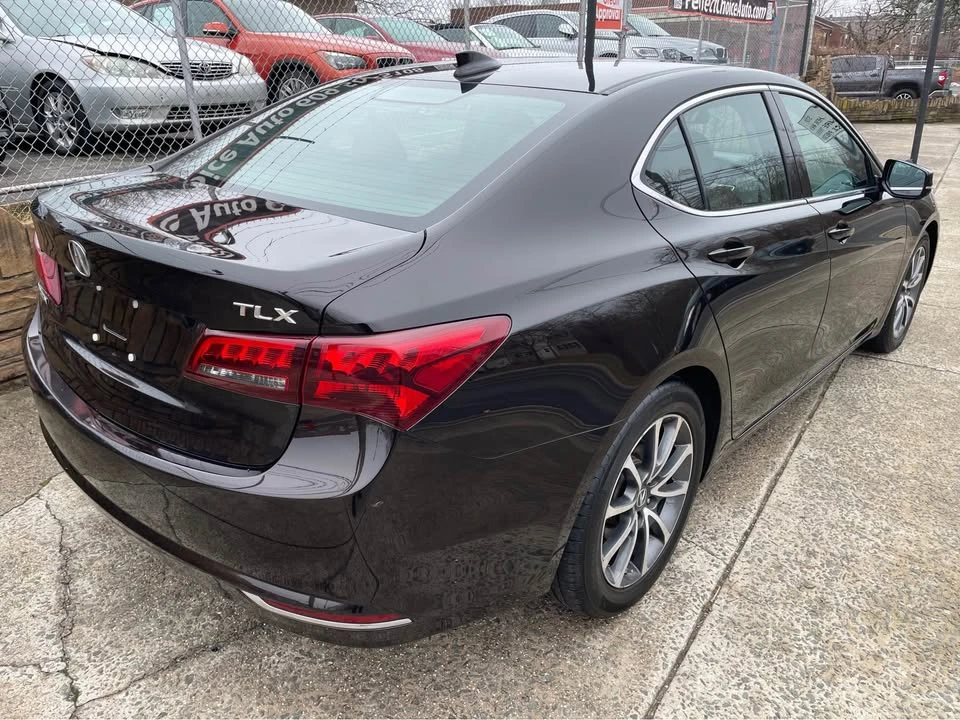 2017 Acura TLX 1st Gen - Image 8 of 15