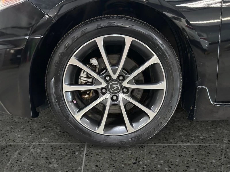 2017 Acura TLX 1st Gen - Image 5 of 9