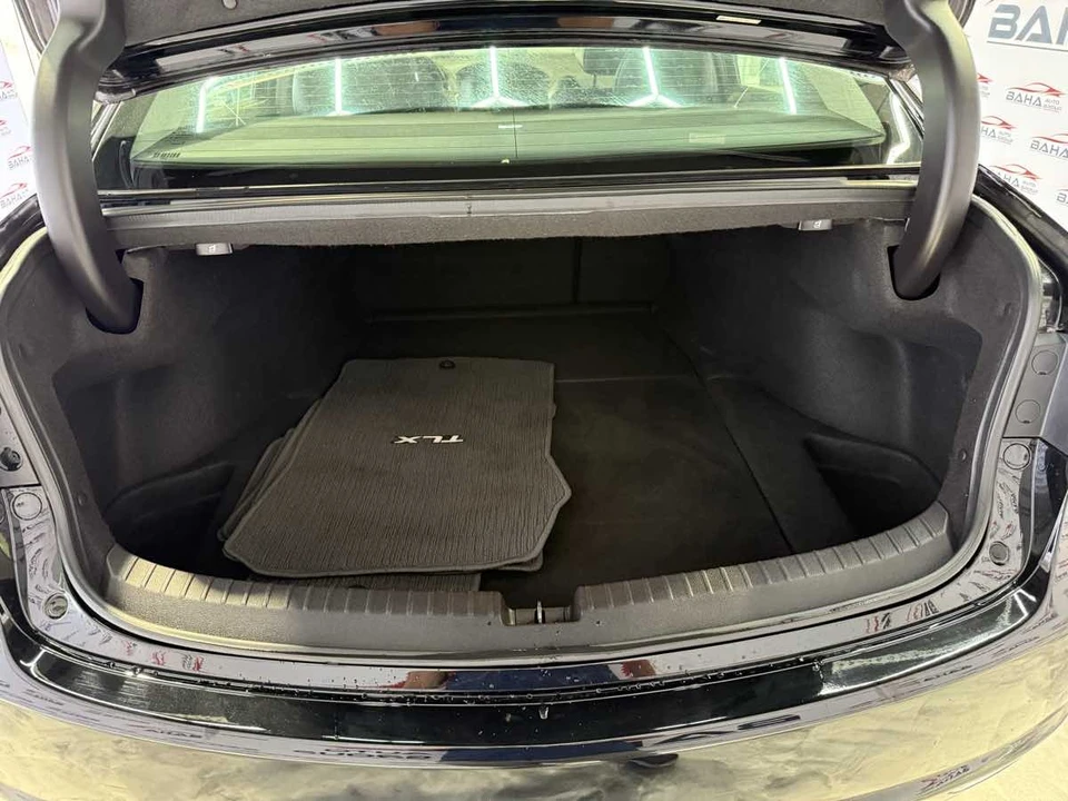 2017 Acura TLX 1st Gen - Image 20 of 21