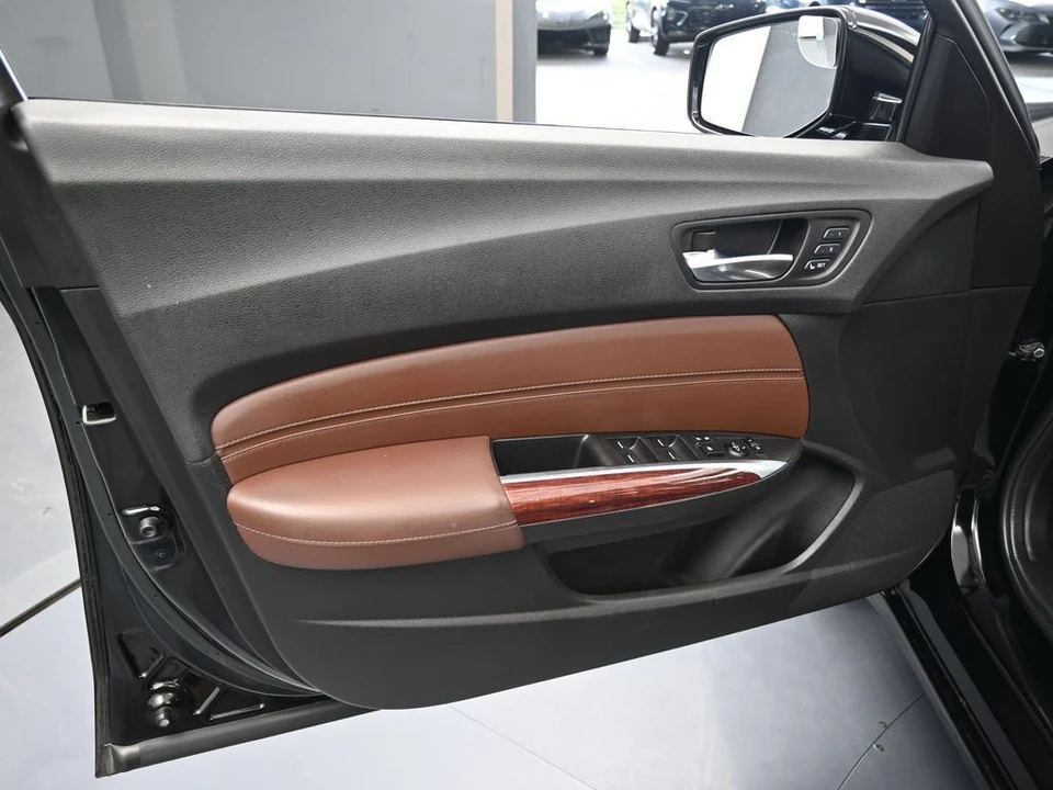 2017 Acura TLX 1st Gen - Image 16 of 21
