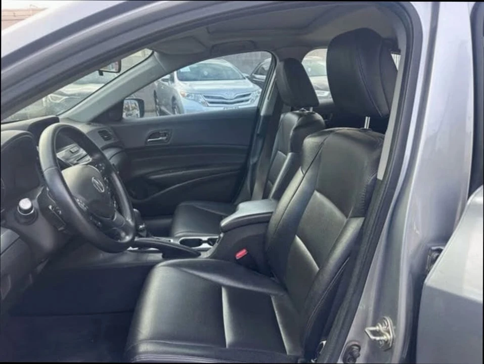 2017 Acura ILX - Image 7 of 13