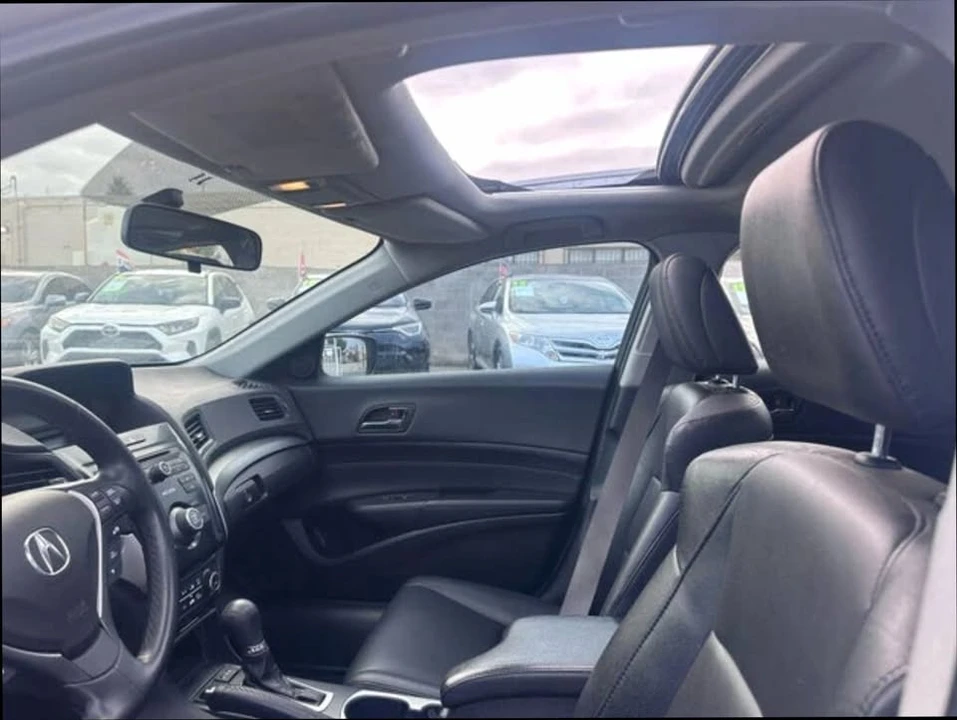 2017 Acura ILX - Image 11 of 13