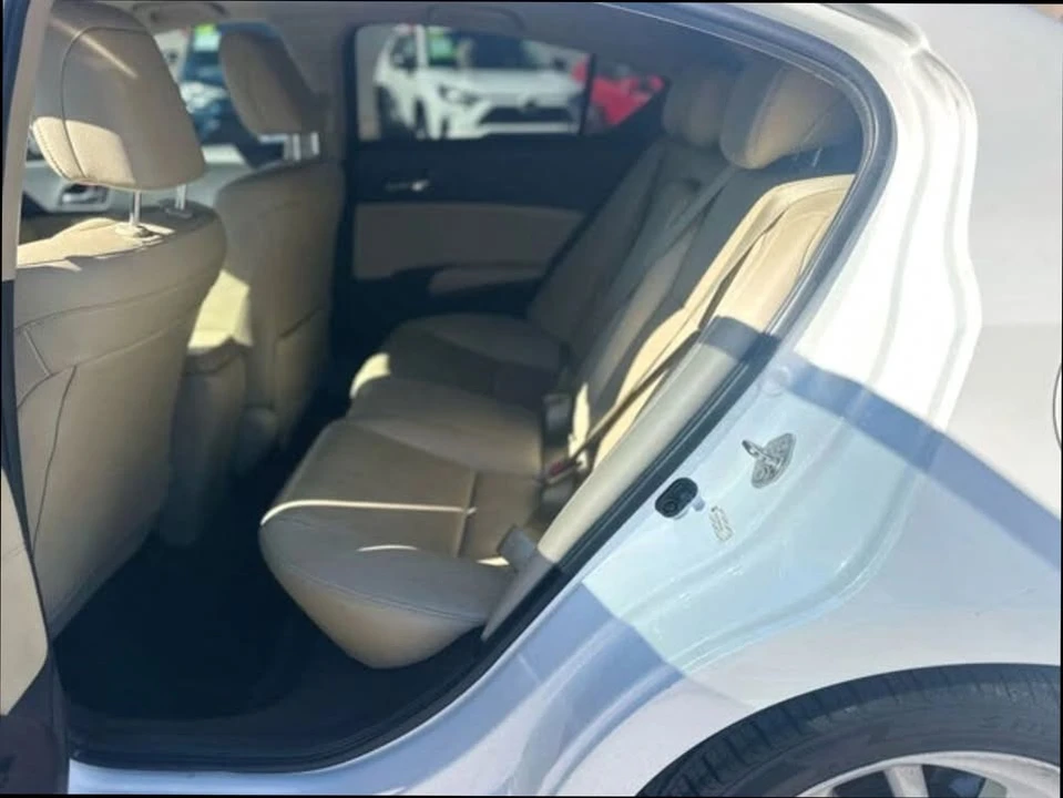 2017 Acura ILX - Image 14 of 15