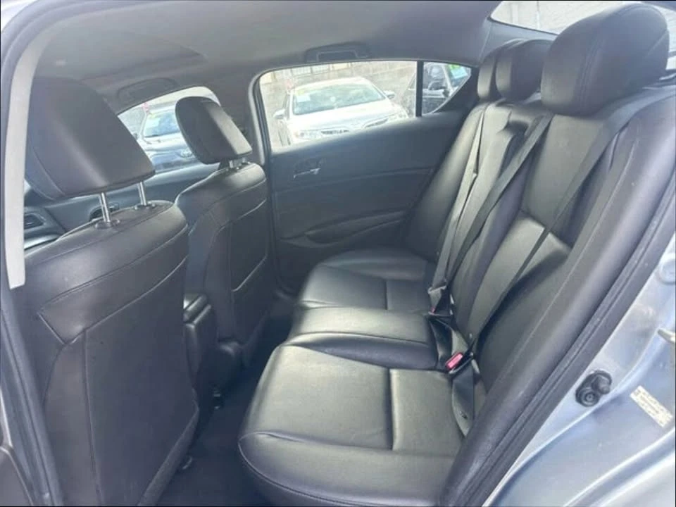 2017 Acura ILX - Image 8 of 13