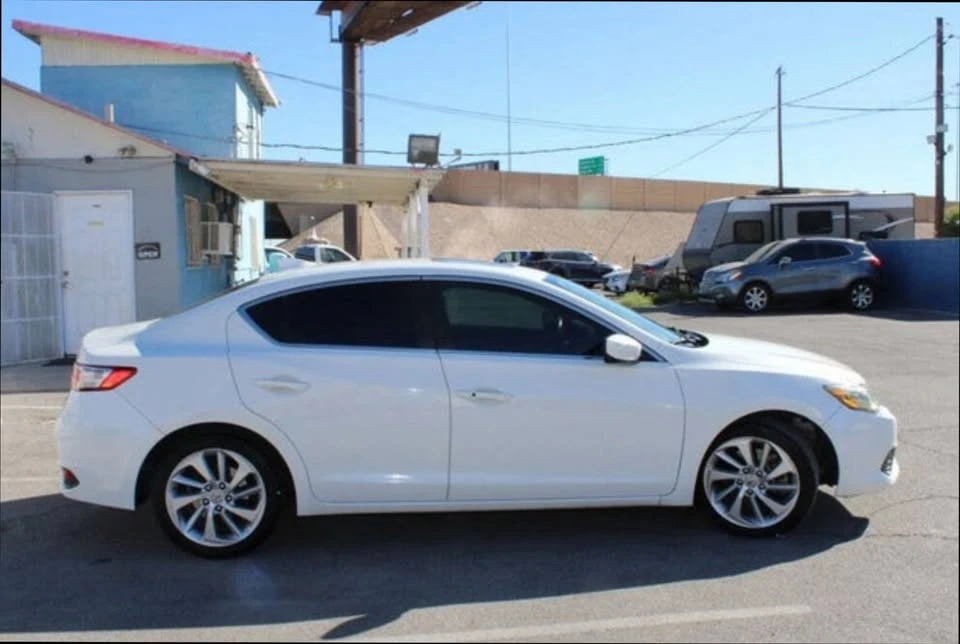 2017 Acura ILX - Image 6 of 15