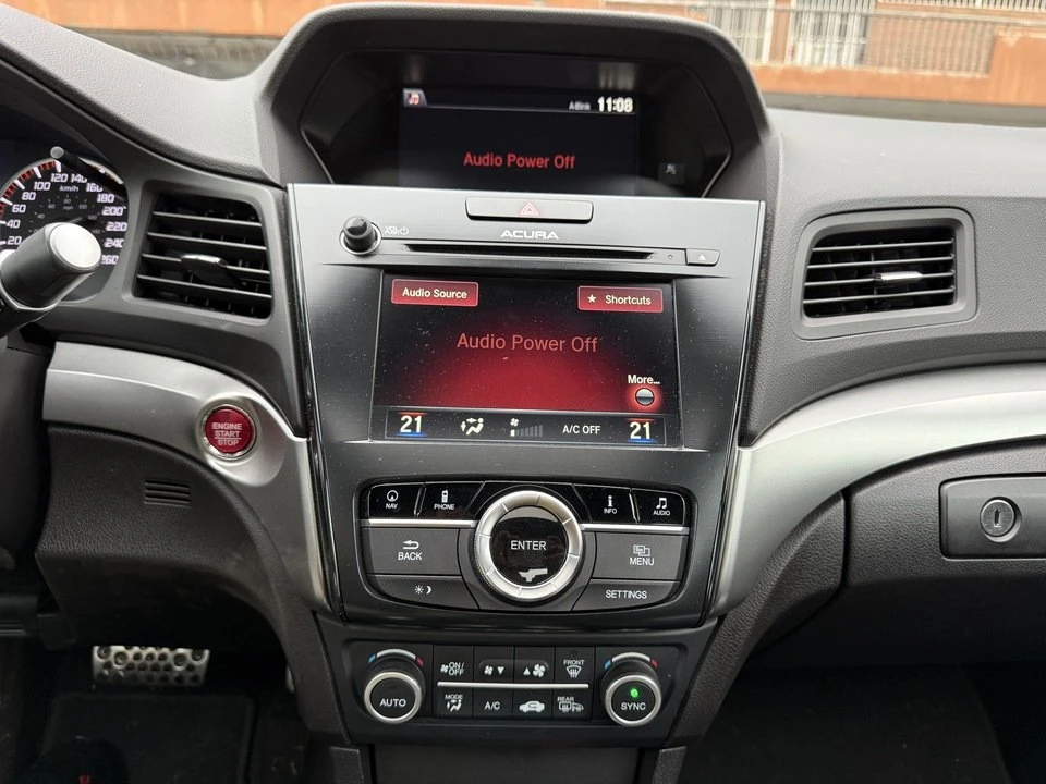 2017 Acura ILX - Image 10 of 20