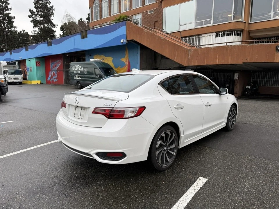 2017 Acura ILX - Image 4 of 20