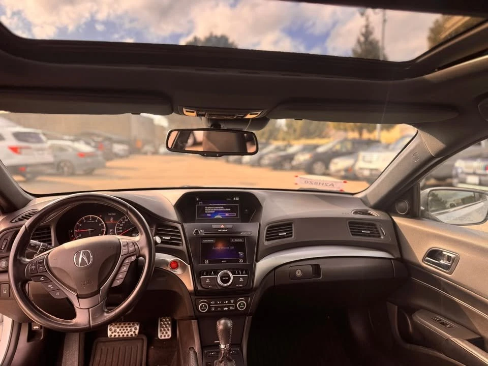 2017 Acura ILX - Image 5 of 7