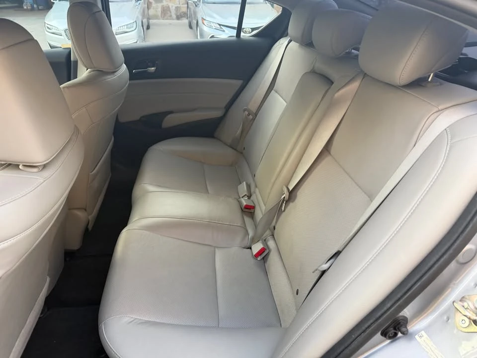 2017 Acura ILX - Image 14 of 16